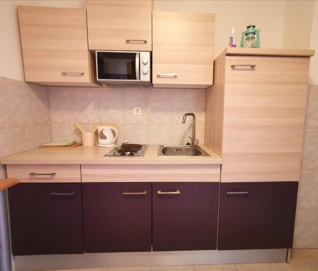 Apartmani Koin 메덜린 외부 사진